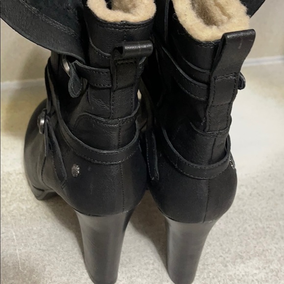 Ugg’s boots used in good condition size 9 - Picture 9 of 11